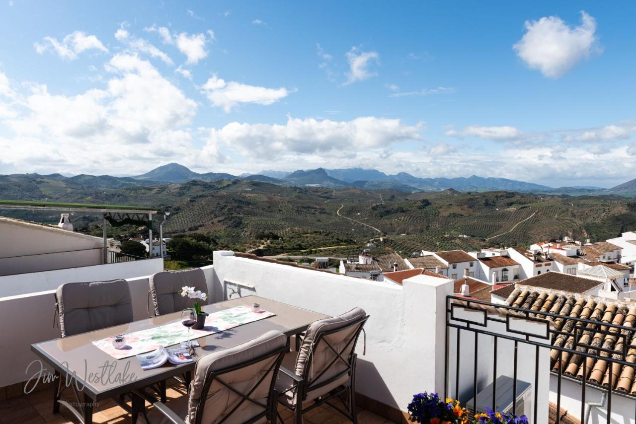 Olive Tree Bed And Breakfast Olvera Luaran gambar